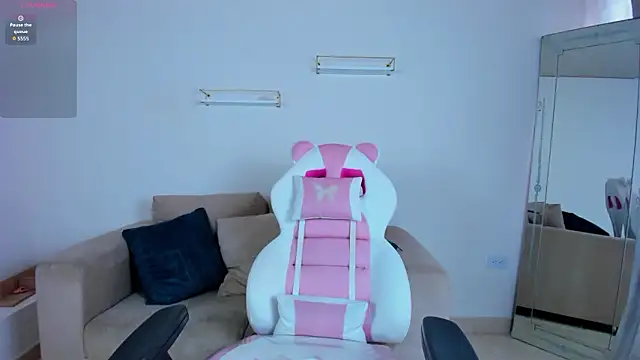 april smiith online show from 20, 2, 2026