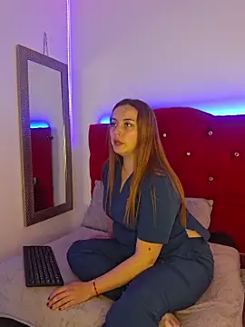 Scarlett Pink Rose online show from 4, 11, 2025