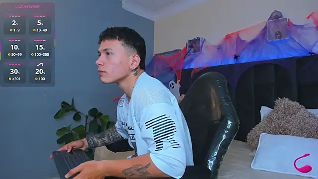 Thomas moon online show from 23, 10, 2025