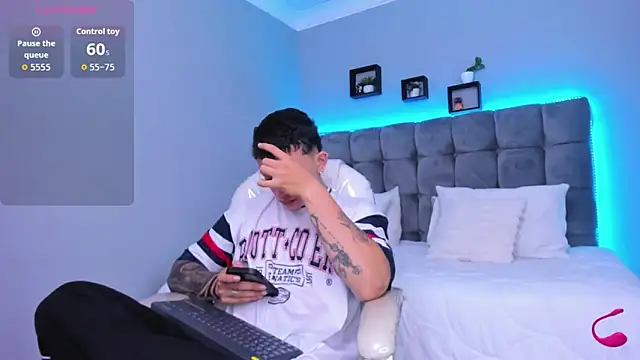 Thomas moon online show from 15, 1, 2026