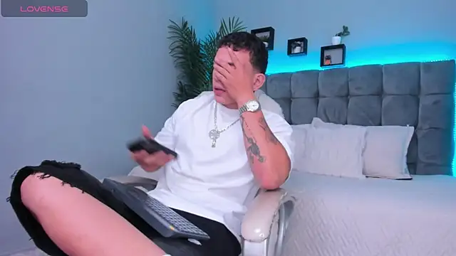 Thomas moon online show from 11, 2, 2026