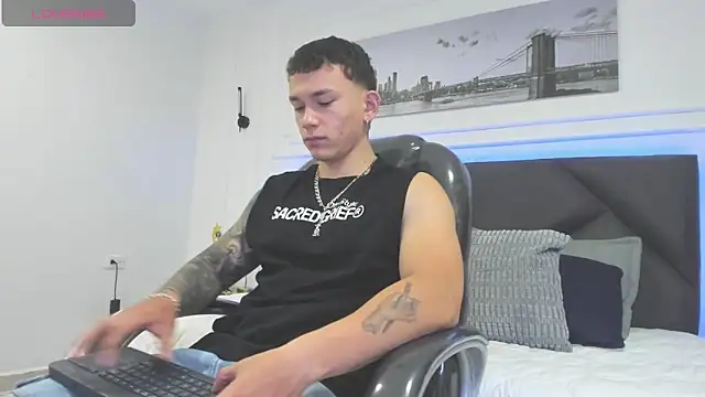 Thomas moon online show from 20, 2, 2026