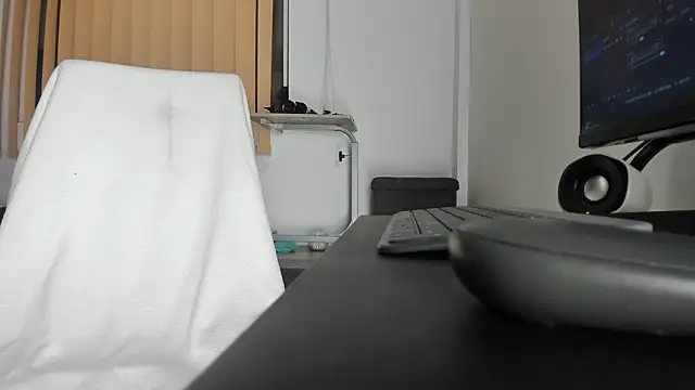 zincky2006 online show from 5, 3, 2026