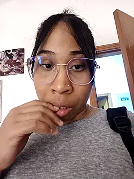 Elowen Clark online show from 20, 2, 2026