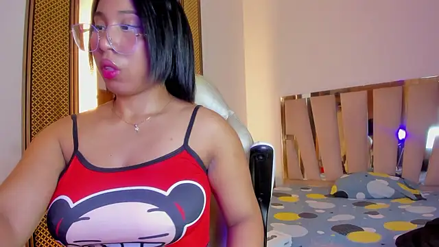 Elowen Clark online show from 25, 2, 2026