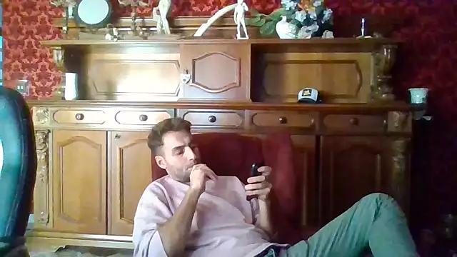 Snapshot of Torissimo92 chatting on 19, 10, 2025 Torissimo92 online show from 19, 10, 2025