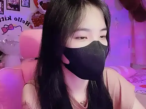 Snapshot of keelinnn19 chatting on 22, 9, 2025 keelinnn19 online show from 22, 9, 2025