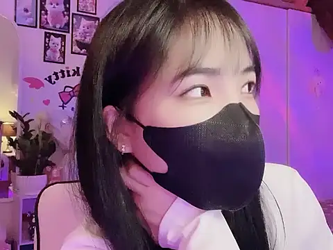 Snapshot of keelinnn19 chatting on 26, 9, 2025 keelinnn19 online show from 26, 9, 2025