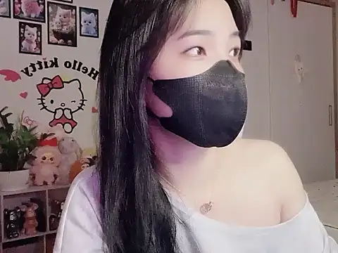 Snapshot of keelinnn19 chatting on 24, 10, 2025 keelinnn19 online show from 24, 10, 2025