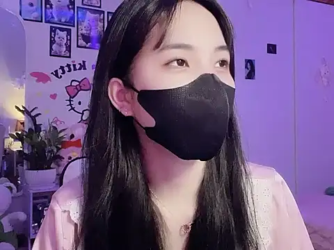 Snapshot of keelinnn19 chatting on 31, 10, 2025 keelinnn19 online show from 31, 10, 2025