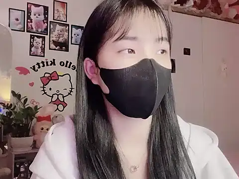 Snapshot of keelinnn19 chatting on 4, 11, 2025 keelinnn19 online show from 4, 11, 2025