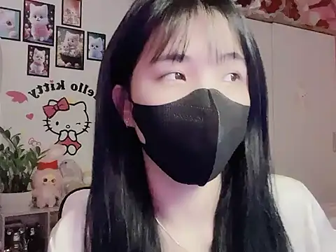 Snapshot of keelinnn19 chatting on 12, 11, 2025 keelinnn19 online show from 12, 11, 2025