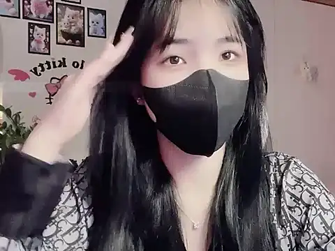 Snapshot of keelinnn19 chatting on 20, 11, 2025 keelinnn19 online show from 20, 11, 2025