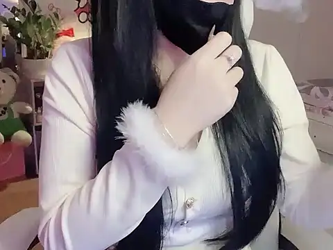 Snapshot of keelinnn19 chatting on 23, 11, 2025 keelinnn19 online show from 23, 11, 2025