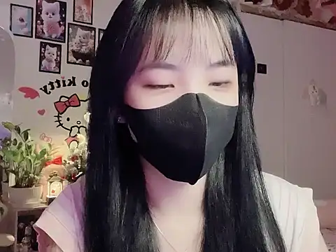 Snapshot of keelinnn19 chatting on 4, 12, 2025 keelinnn19 online show from 4, 12, 2025