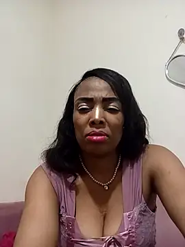 SEXYMOANSXX online show from 24, 10, 2025