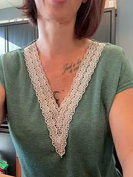 Snapshot of spycyfanny chatting on 16, 10, 2025 spycyfanny online show from 16, 10, 2025