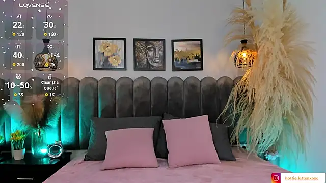 Viollet xoxo online show from 1, 10, 2025