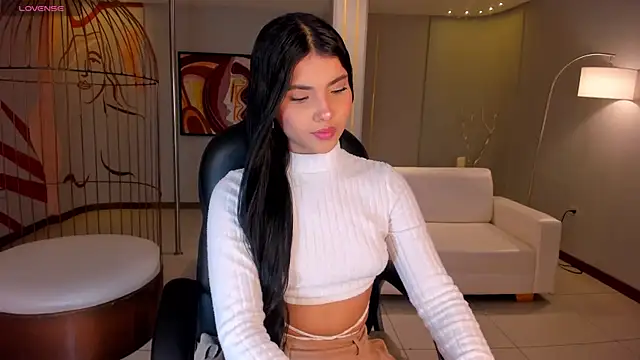 Snapshot of MiaLaurence chatting on 9, 1, 2026 MiaLaurence online show from 9, 1, 2026