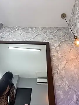 MiaFarkash online show from 10, 2, 2026