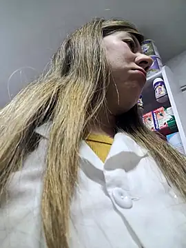 Sophie del Castillo online show from 27, 9, 2025