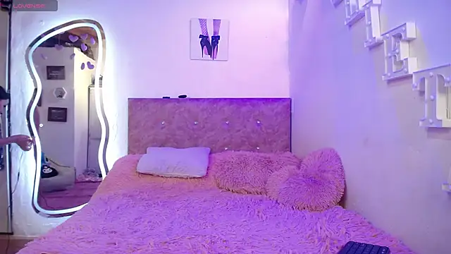 Snapshot of solpeich chatting on 2, 12, 2025 solpeich online show from 2, 12, 2025