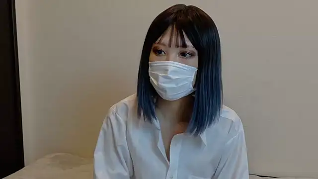 sarina at online show from 30, 9, 2025