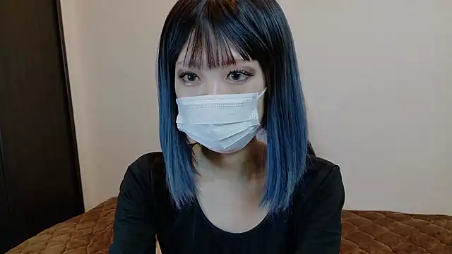 sarina at online show from 17, 12, 2025