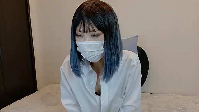 sarina at online show from 12, 2, 2026