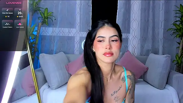 Snapshot of Valkyrie_sky chatting on 3, 7, 2026 Valkyrie sky online show from 3, 7, 2026