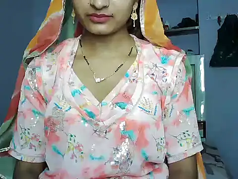 Snapshot of ROSE_GOLDE chatting on 16, 6, 2026 ROSE GOLDE online show from 16, 6, 2026