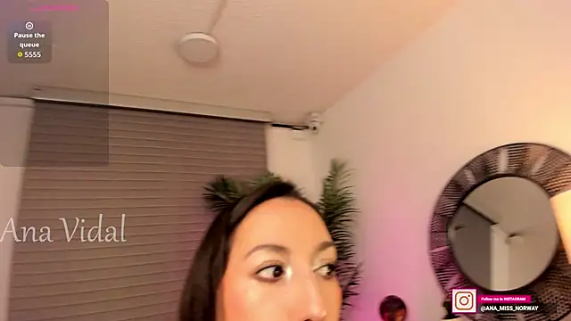 Snapshot of Miss_norway chatting on 14, 10, 2025 Miss norway online show from 14, 10, 2025