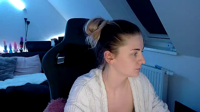 Melly4You online show from 16, 4, 2026