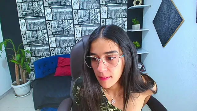 DanielaMonroe online show from 11, 10, 2025