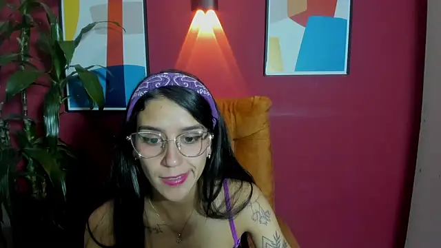 DanielaMonroe online show from 8, 1, 2026