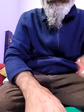 Snapshot of Sp71 chatting on 4, 11, 2025 Sp71 online show from 4, 11, 2025