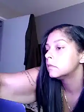 sweetnjuicyyy online show from 6, 11, 2025