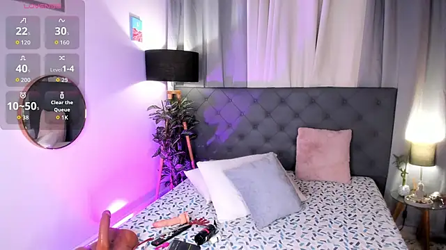 EmaaaBrown  online show from 30, 11, 2025