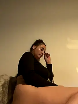 LollyLove  online show from 18, 11, 2025