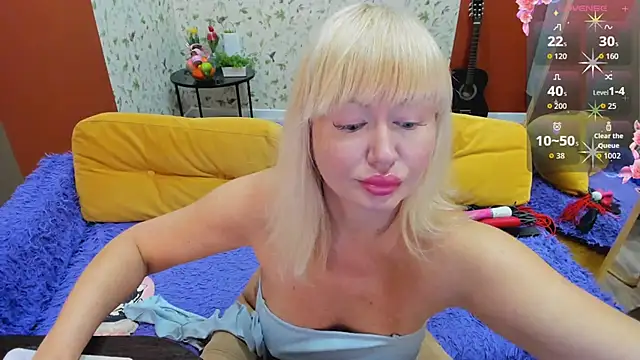 FlirtyMary online show from 16, 4, 2026