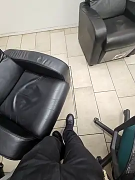 flirt 23 online show from 9, 2, 2026