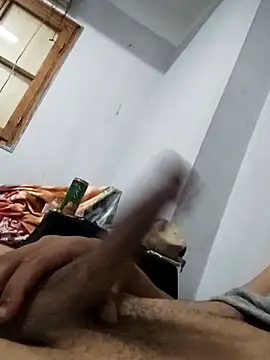 Snapshot of rayane7xx chatting on 19, 9, 2025 rayane7xx online show from 19, 9, 2025