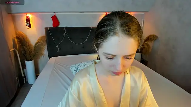 Snapshot of Camilla_Kelly chatting on 12, 2, 2026 Camilla Kelly online show from 12, 2, 2026