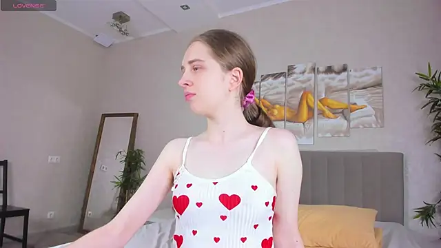 Camilla Kelly online show from 17, 4, 2026