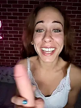 Snapshot of HotGinger66 chatting on 5, 11, 2025 HotGinger66 online show from 5, 11, 2025