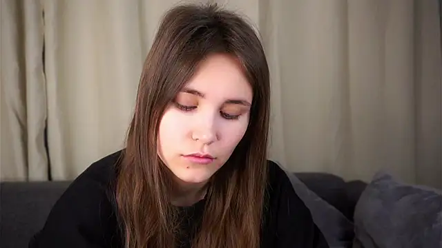 EthalFlowers online show from 15, 11, 2025