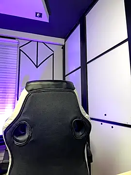 Brycce santos online show from 21, 10, 2025