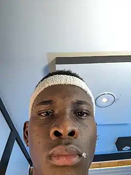 Brycce santos online show from 25, 10, 2025