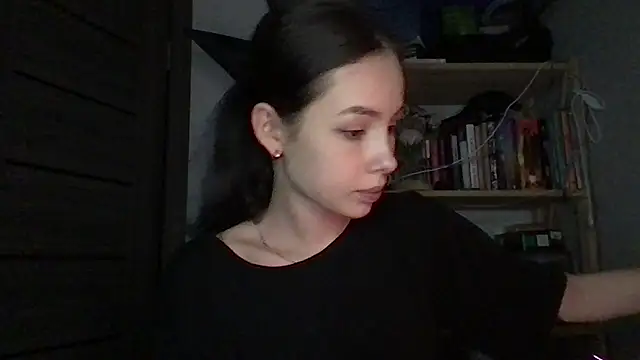 Snapshot of Yuna5343 chatting on 17, 10, 2025 Yuna5343 online show from 17, 10, 2025