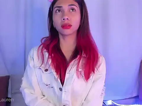 Laurenn 2 online show from 20, 11, 2025